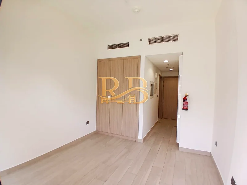 STUDIO, AZIZI RIVIERA,UNFURNISHED, SPACIOUS, BIG, BRAND NEW , NEW BUILDING, POOL VIEW64150085006978110