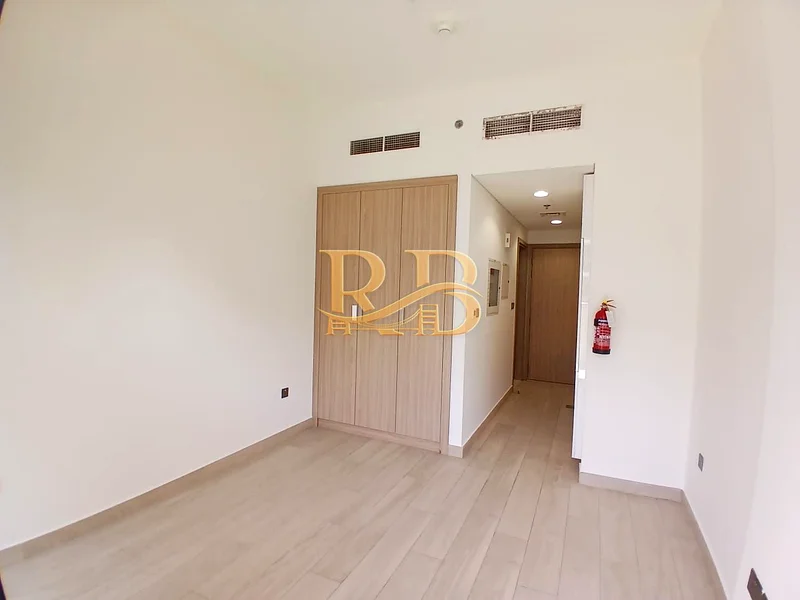 STUDIO, AZIZI RIVIERA,UNFURNISHED, SPACIOUS, BIG, BRAND NEW , NEW BUILDING, POOL VIEW64150085006978111