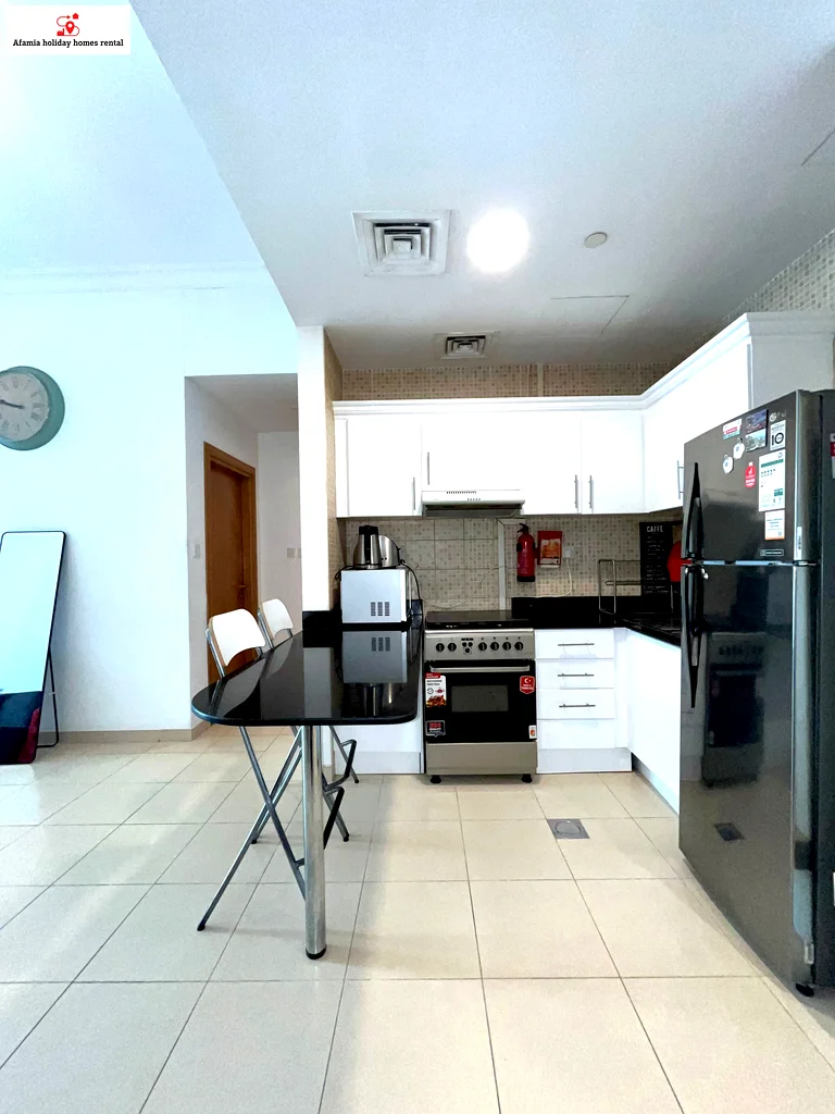 NO extra charges ,1B/R apart in Business Bay WITH balcony and canal view,, All bills included, NO Commission64230832908546113