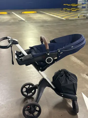 Stokke Navy Blue stroller  Bassinet
