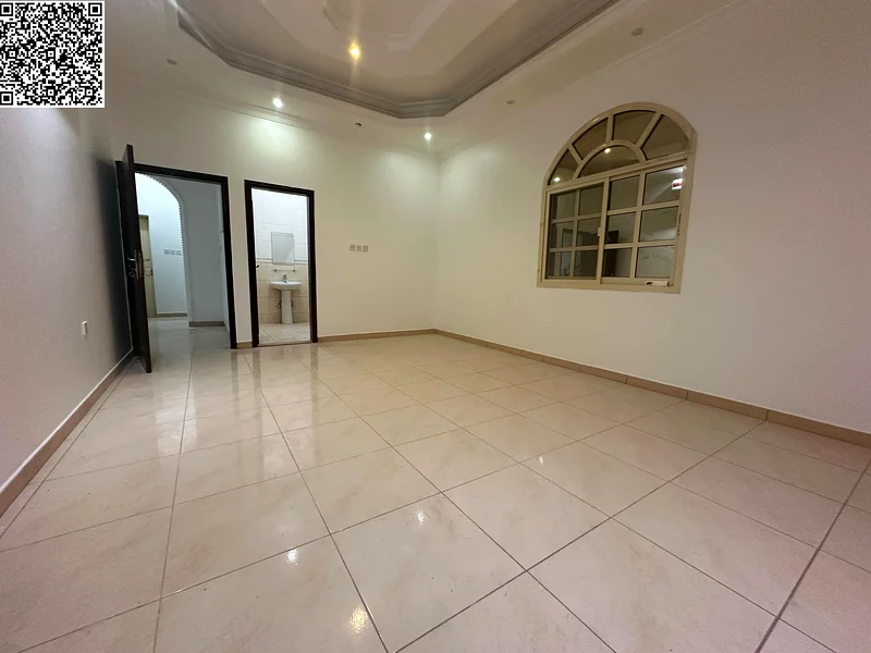 Electricity-connected villa with large yard, finest 5BR in Ajman, hall, majlis, balcony, modern stylish finishes, practical elegant design, prime loca64052440141570113