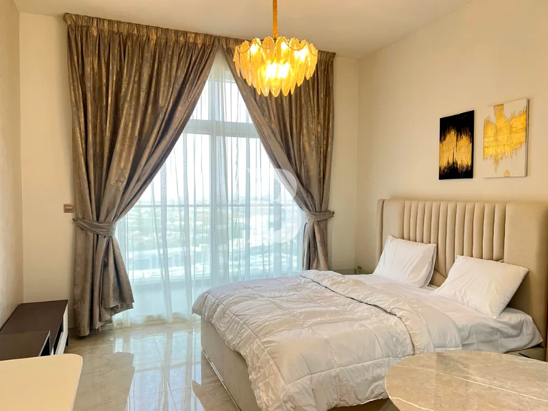 Fully Furnished | High Floor | Spacious Unit64155483147139111