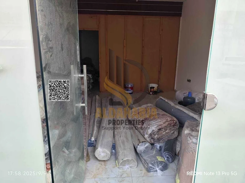 محل للإيجار السنوي في منطقة الرقابات في عجمان64072774811905114