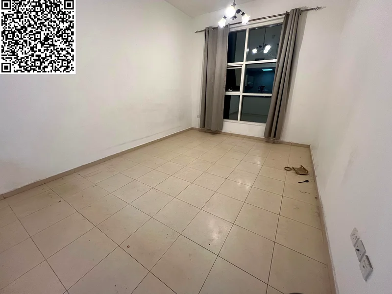 Free parking with the most luxurious and elegant master bedroom, a hall with an American kitchen, 2 bathrooms, central air conditioning, and super del64052220056065110