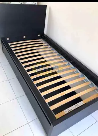 IKEA Malam single bed 90/200 with  IKEA mattress and 2 storage drawers
