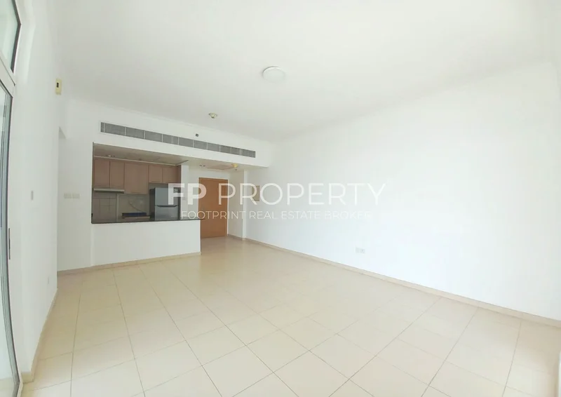 Spacious I Ready To Move In | Prime Location64168627737217110