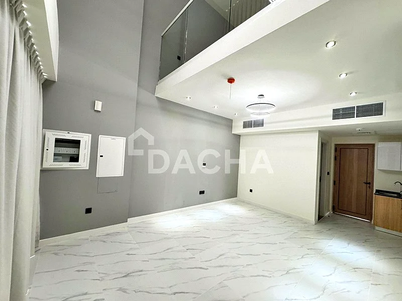 Vacant | Negotiable | Front and Back Yard64050030780289110