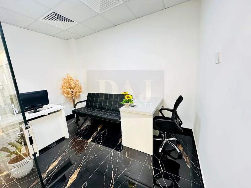 Beautiful Office |direct from Owner  | Free utilities & No Commission64072117367682113