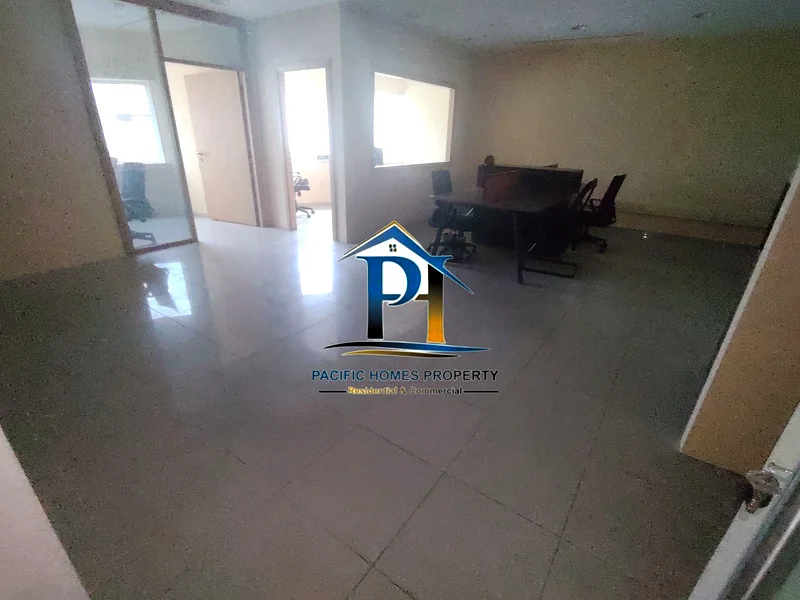 CLOSE TO ABU HAIL METRO SPACIOUS SIZE with GLASS FITTED PARTITION LIMITED OFFER64065922126850110