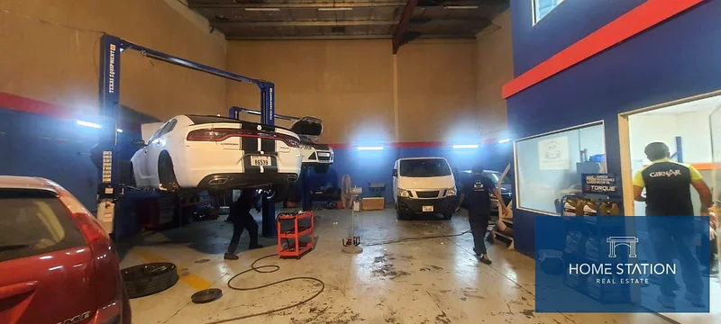 READY TO MOVE WAREHOUSE FOR CAR GARAGE64065596035842110