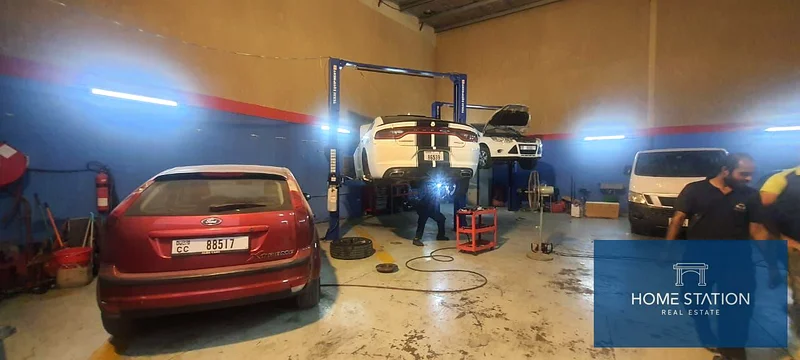 READY TO MOVE WAREHOUSE FOR CAR GARAGE64065596035842113