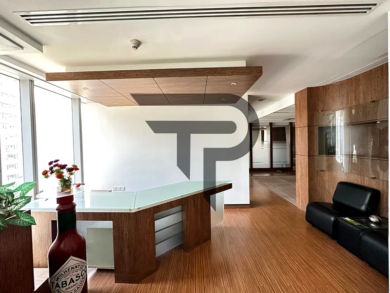 Great Location | Amazing views  | Bright Office64069527292931110