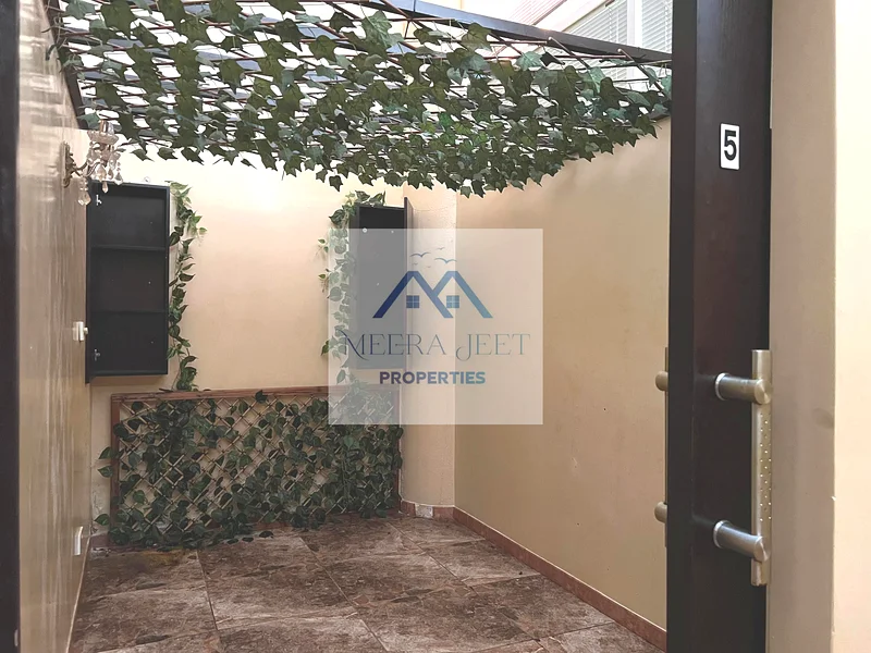 محل تجاري للإيجار | موقع متميز في الجرفود64063806257793113