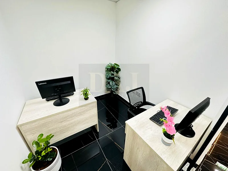 Beautiful Office | Ready To Move | Direct from Owner64072117311873110