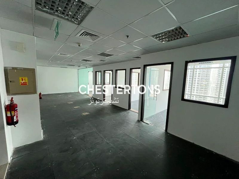 Skyline Office | Premium Location | Lake Views64071527645698110