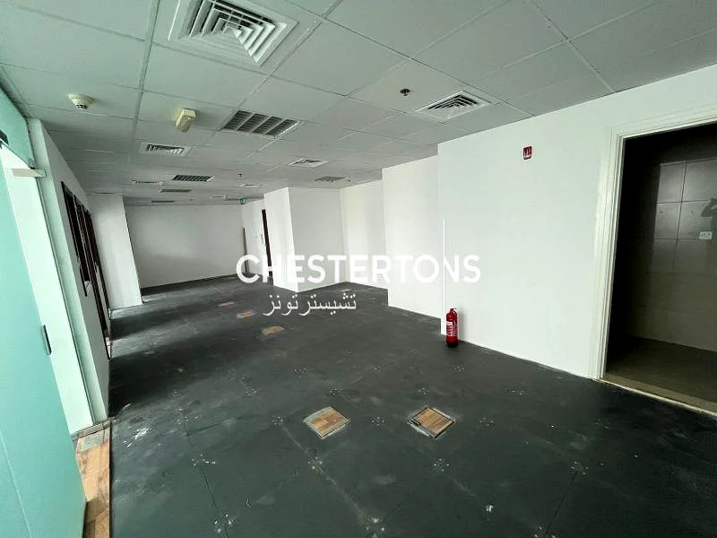 Skyline Office | Premium Location | Lake Views64071527645698114