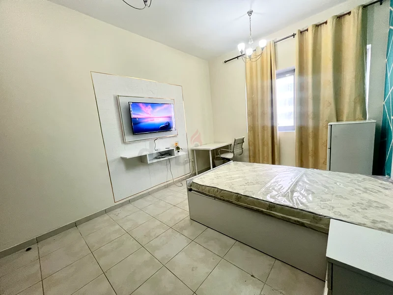 BRAND NEW SPACIOUS PRIVATE ROOM | LESS CROWDED | CLOSE TO METRO64048914802050112
