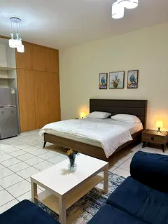 Family Building II Nearby Bus Stop/Supermarket II Ready To Move