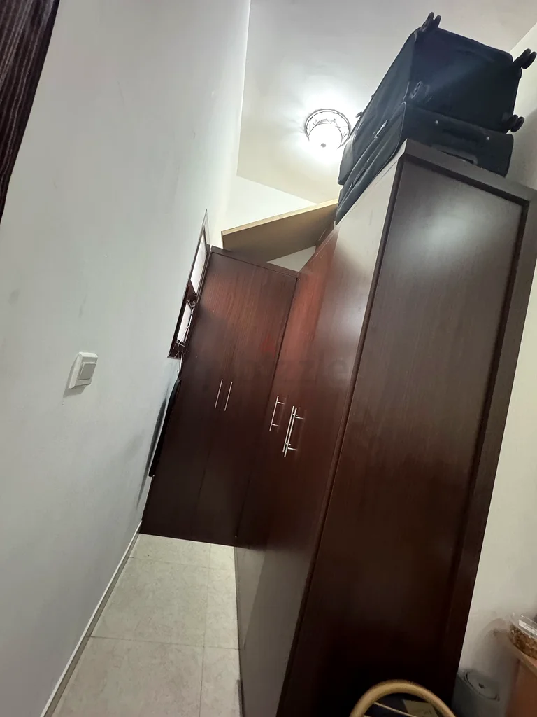 غرفة نوم رئيسية مع حمام داخلي64057032937473112
