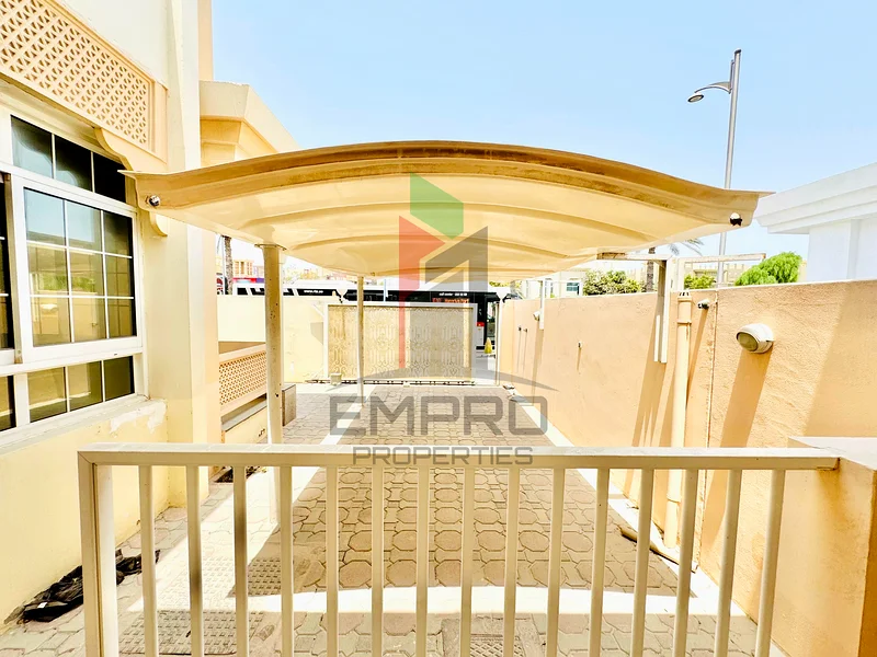 Suitable for All Commercial Activities | Main Road64062589915267114