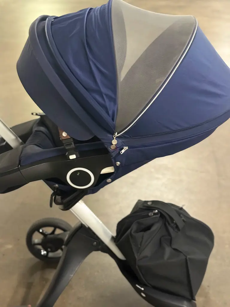 Stokke Navy Blue stroller  Bassinet65073405910658117