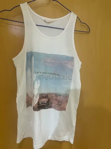 Stylish Graphic Tank Top - Perfect for Casual Outings!