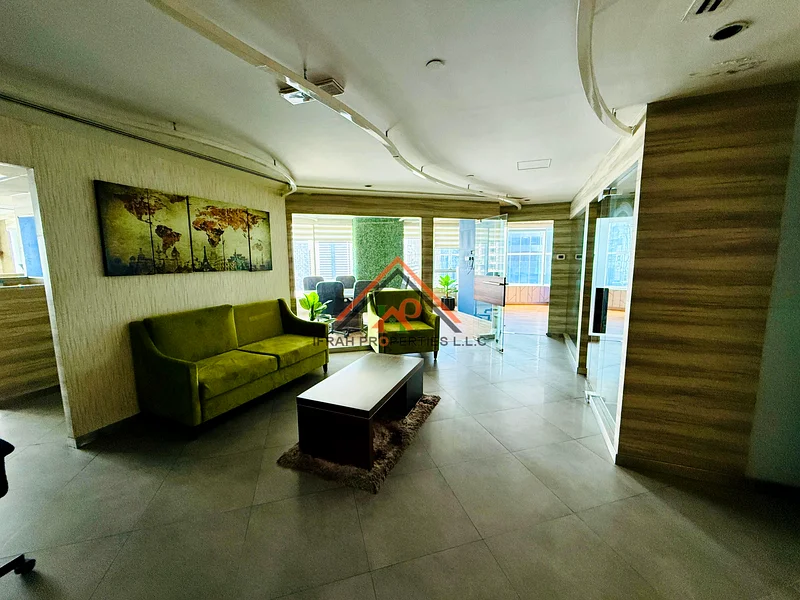 مؤثث بالكامل / موقع مميز / شاغرة64068652449539111