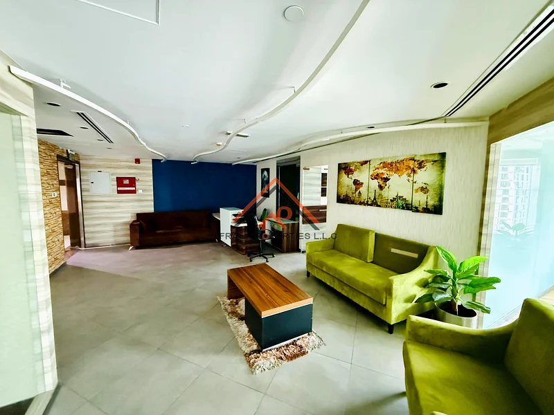 مؤثث بالكامل / موقع مميز / شاغرة64068652449539110