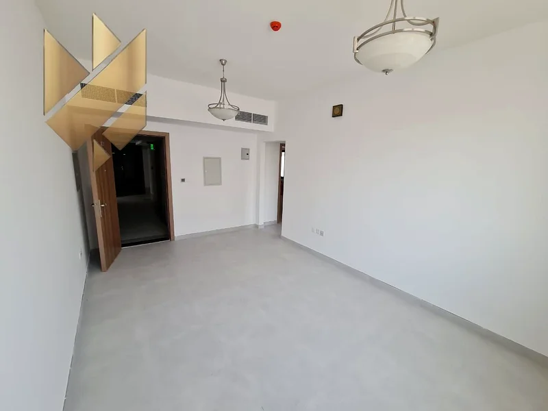 📢 للإيجار السنوي – شقة من غرفة نوم واحدة (أول مستأجر) في المويلح القديمة، الشارقة 🏡✨64196885102849113