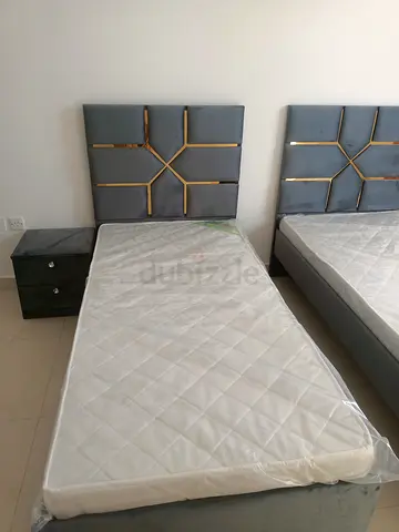Hi, I want to sell Single Bed With Mattress brand-new