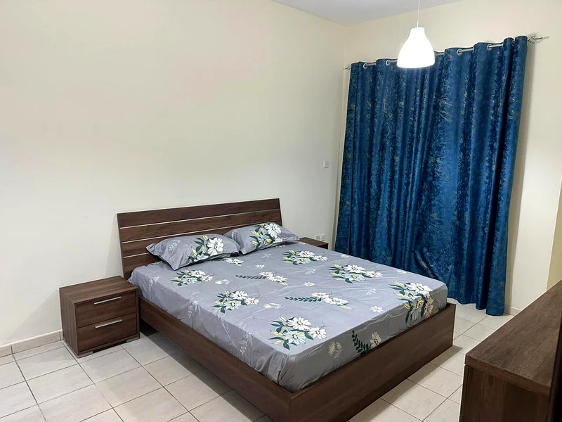 Super Deal## Amazing fully furnished Large BHK only 4000 excluding bills in Emirates cluster_IC64050466626179112