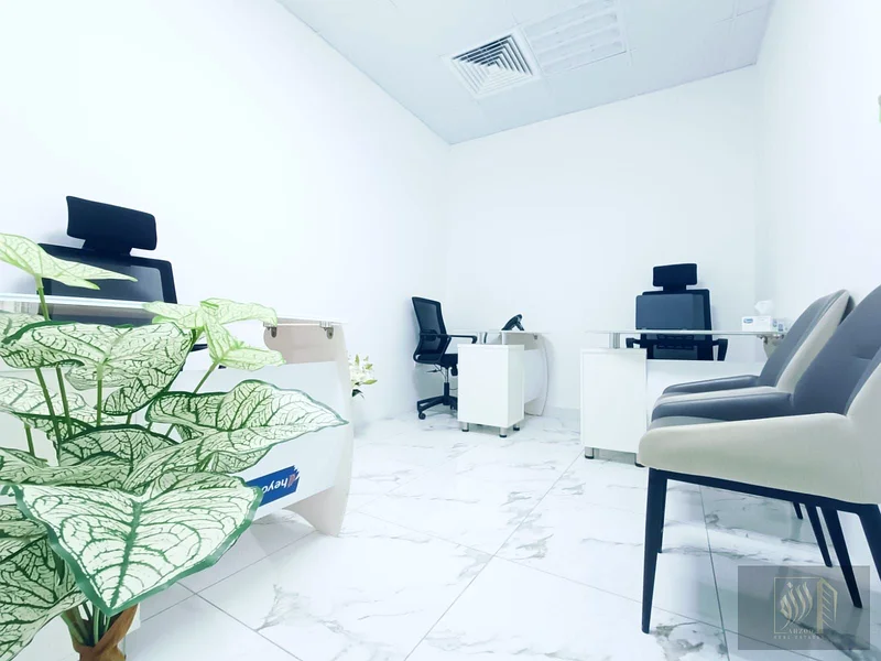 مساحة مكتبية مع إيجارا للتجديد المرخص دون قيود الفحص64063806224129110