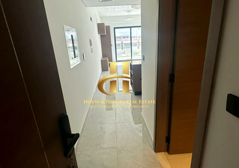 جاهز للانتقال | غير مفروش | تخطيط واسع64179591680131112