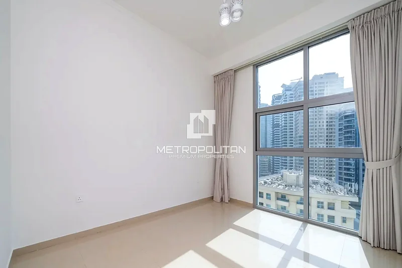 Spacious Layout | Well Managed | Prime Location64163431931905114