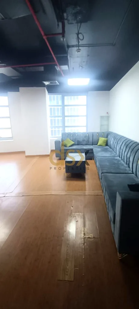 قريب من المترو | جاهز للانتقال | موقع متميز64069085827458110