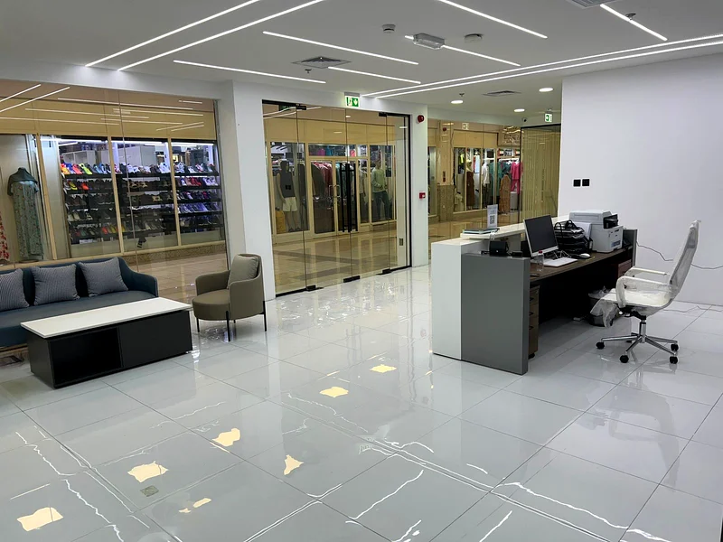 READY TO MOVE IN || ! FULLY FURNISHED OFFICE – PRIME LOCATION | WITH EJARI64063806383874111