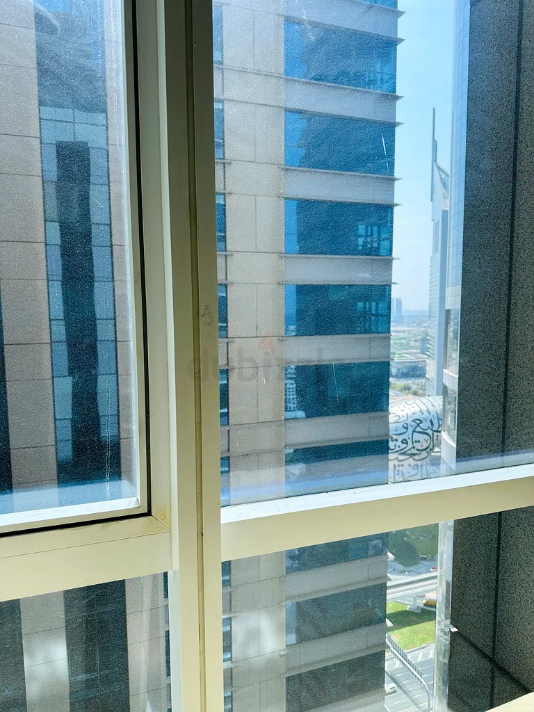 غرفة نوم رئيسية شقة للسيدات العاملات اثنتين بسعر 3000 درهم لكل واحدة، والأزواج بسعر 6000 درهم64226219713155113