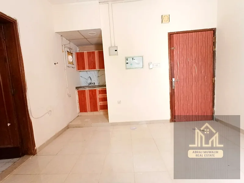 Ready to move /neat and clean studio/ just 17k muwaileh Sharjah64050032897922110
