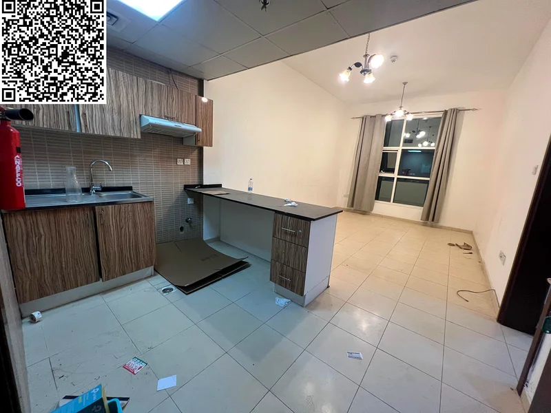 Free parking with the most luxurious and elegant master bedroom, a hall with an American kitchen, 2 bathrooms, central air conditioning, and super del64052220056065111
