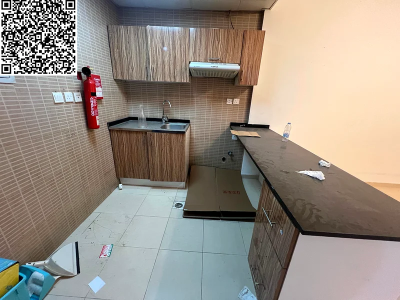 Free parking with the most luxurious and elegant master bedroom, a hall with an American kitchen, 2 bathrooms, central air conditioning, and super del64052220056065112