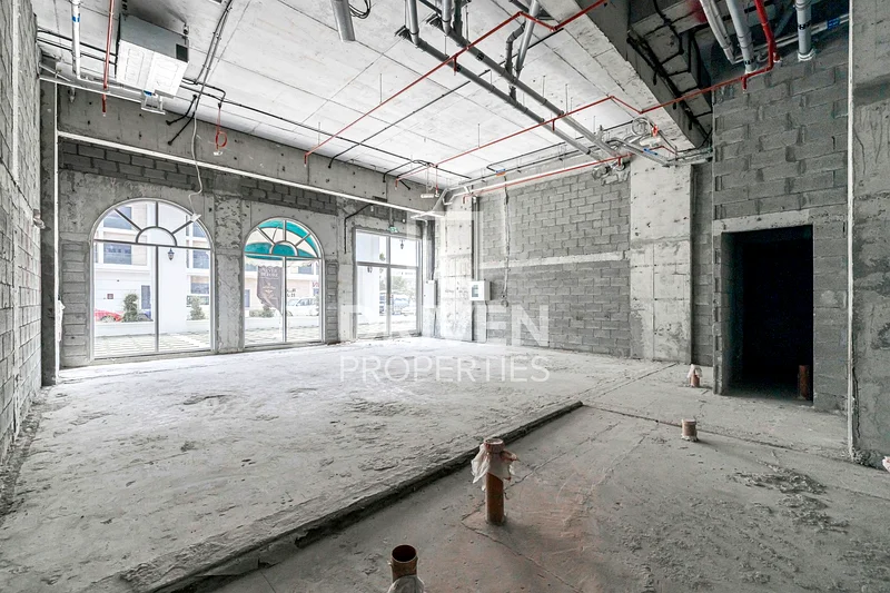 Prime Location | Huge Layout | Best for F and B64063689844227111