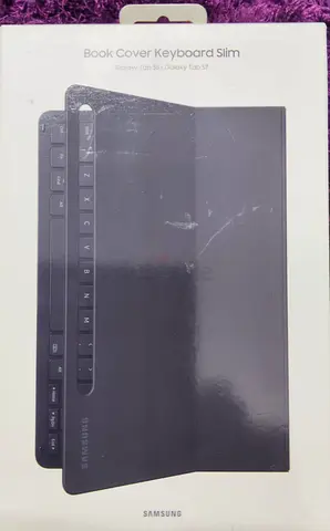 SamsungGalaxy Tab S7/S8 Keyboard Cover, Black Brand New Never Used Original parking