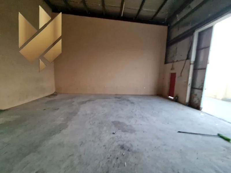 📢 For Annual Rent – 1000 sq.ft Warehouse in Industrial Area 17, Sharjah 🏭✨64059432772610112