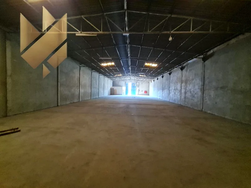 📦 Warehouse for Rent in Industrial Area 2 – Sharjah 📐 Size: 6,000 sq. ft. 🚛 Suitable for storing goods or commercial use ✅ A great opportunity for64059680334337110