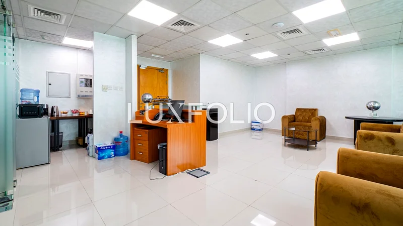 مفروشة بالكامل | إطلالة على القناة | موقفان للسيارات64068228801282112