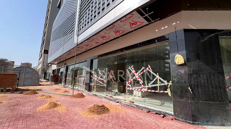 Six Shops | Move-in ready | Brand New64062697118978113