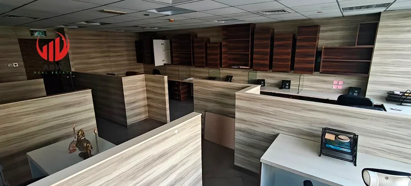 Prime Location | Mid Floor | Vacant | Fully Fitted64068755563778112