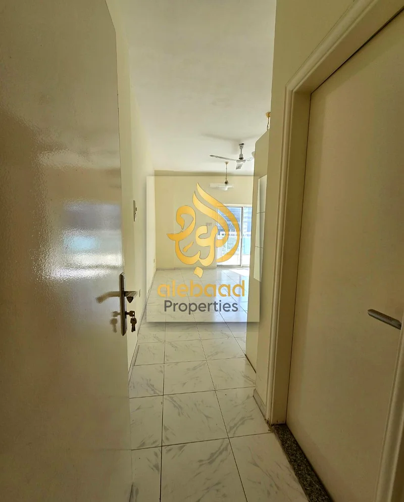 Front of Metro • Big 1bhk + Store Room available for rent • Book Now!64219075672834113