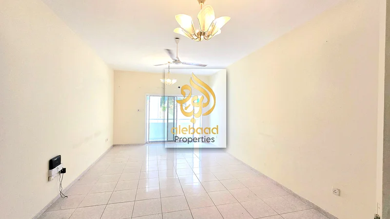 Front of Metro • Big 1bhk + Store Room available for rent • Book Now!64219075672834111