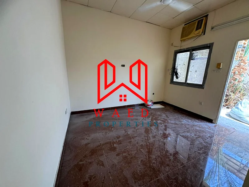 Spacious High-Capacity Warehouse| Prime Location |64063472246787110